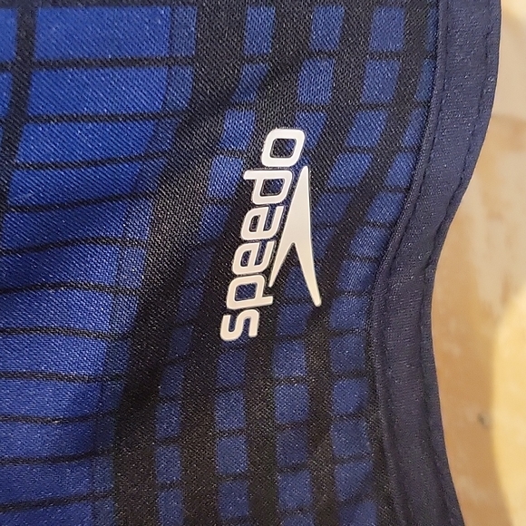 NWT Speedo swim trunks - Picture 2 of 10